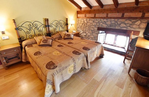 Hoznayo Hotel | Discover Posada Término: Family-Friendly Comfort Awaits