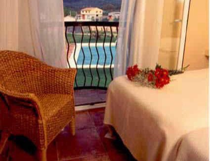 Aldeanueva del Camino House | Relax at Posada Tresmentiras: Oceanfront Bliss Awaits