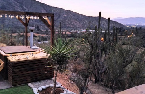 Marga Marga Province Apartment | Top-Rated Posada Vista Hermosa with Hot Tub & Kitchen