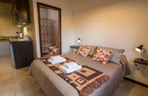 El Chalten Hotel | Exceptional Stay at Posada y Cabañas El Barranco Awaits