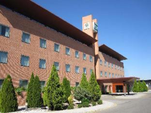 Pinto Hotel | Budget-Friendly Escapes at Posadas de España Pinto