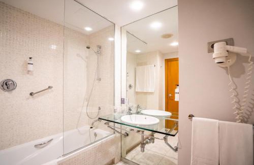 Pinto Hotel | Budget-Friendly Escapes at Posadas de España Pinto