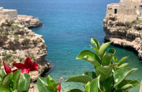 Polignano a Mare Bed & Breakfast | Relaxing Oceanfront Retreat at POSEA - Polignano Sea Suites