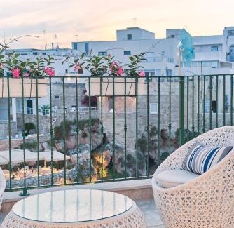 Polignano a Mare Bed & Breakfast | Relaxing Oceanfront Retreat at POSEA - Polignano Sea Suites