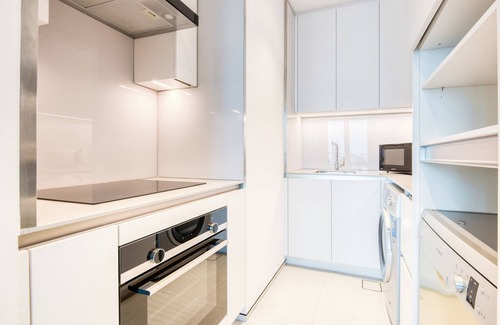 Jumeirah Apartment | Elegant 1BR Retreat at The Address Residences in JBR