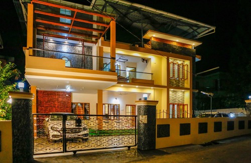 Thrissur House | Elegant 6 BHK at BELLJEM Homes with Spa & Breakfast