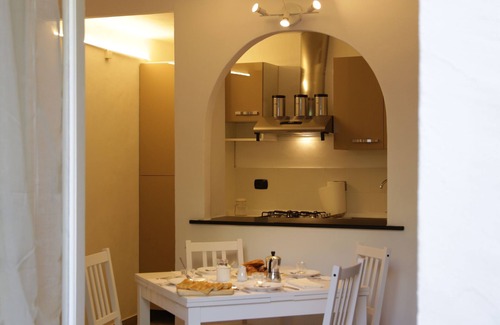 Sturla Apartment | Seaside POSIDONIA Apartment with Pool and Ocean Views