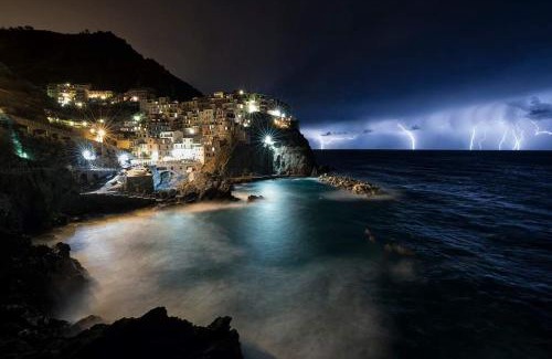 Manarola House | Delightful Posidonia Cinque Terre Guesthouse for Families