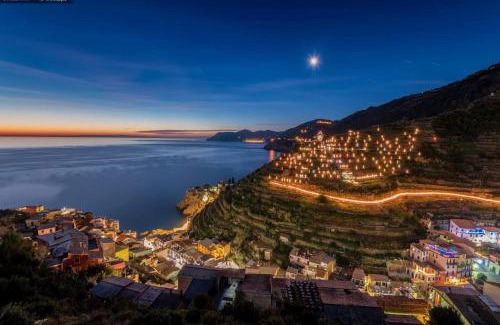 Manarola House | Delightful Posidonia Cinque Terre Guesthouse for Families