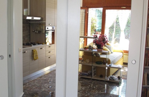 Naples Apartment | Cozy Posillipo Studio with Terrace & Pool Access