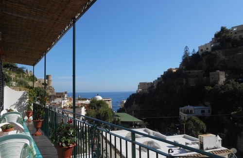 Positano Apartment | Idyllic Casa Mamì: Oceanfront Apartment on Amalfi Coast