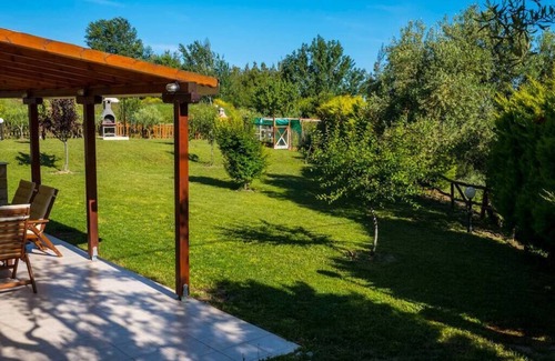 Possidi House | Sea View Villas: Family-Friendly Stays with Breakfast Included