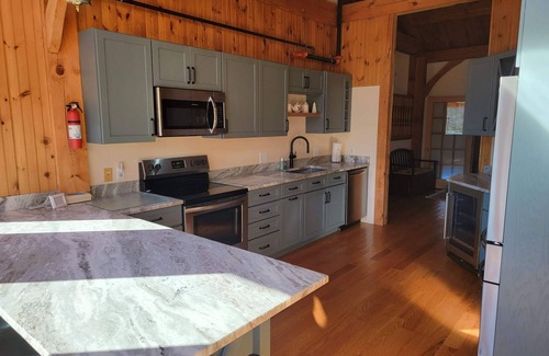 West Baldwin House | Post and Beam House: Access Acres, Ocean & Lake Views