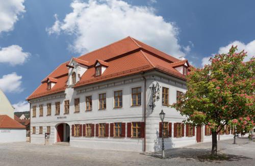 Berching Hotel | Experience Comfort at Post Berching: 4-Star Hotel Retreat