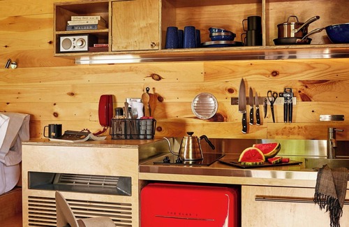 Pine River Cabin | Postcard Cabins Wild Rose