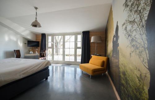 Municipality of Woerden Bed & Breakfast | Oceanfront Bliss at Posthoorn Lodge - 5 Star Retreat
