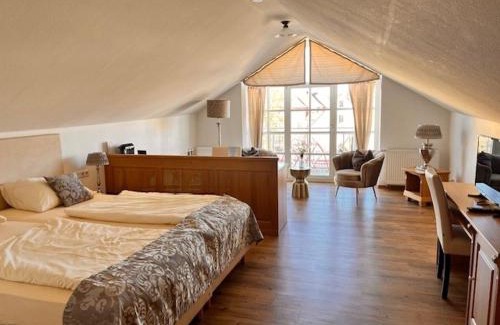 Frickenfelden House | Relax at Posthotel Arnold: Pet-Friendly Oceanfront Retreat