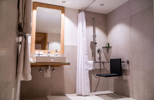Gstaad Hotel | Discover Posthotel Rössli: Guest Rated 9.6, Family-Friendly Stay