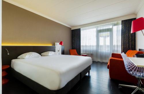 Bunnik Hotel | Pet-Friendly Postillion Utrecht Bunnik with Great Amenities