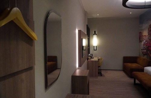 Bendungan Hilir Hotel | Cozy Posto Dormire Benhil: Family-Friendly with Spa & Dining