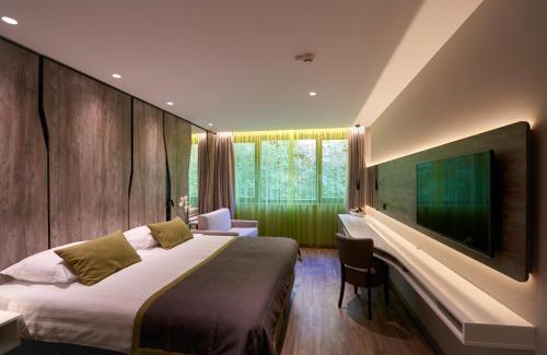 Postojna Hotel | Explore Postojna Cave Hotel Jama: Pet Friendly & Rated 9/10