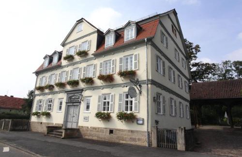 Altmorschen Hotel | Pet-Friendly Retreat at Poststation Zum Alten Forstamt