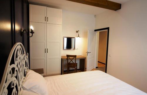 Yavory Apartment | Family-Friendly Potocki Apartments with Exceptional Reviews