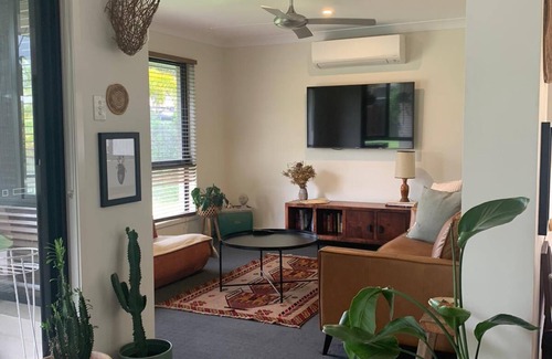 Wooyung House | Welcoming Pottsville Getaway with Pool and Pet-Friendly Options