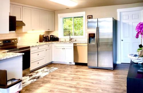 Poulsbo House | Beachfront Retreat at Poulsbo Beach Hideaway