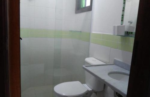 Caraguatatuba Hotel | Oceanfront Pousada Água Marinha with Pool & Family Amenities