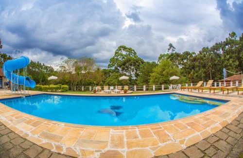 Atibaia Hotel | Pet-Friendly Pousada Águas do Vale with Ocean Views