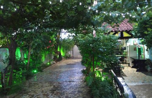 Corumba Hotel | Cozy Pousada 4 Cantos: Pet-Friendly Stay with Great Reviews
