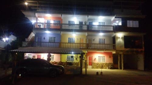 Barra do Pirai Hotel | Discover Pousada 7 Estrelas: Pool, Breakfast & Family-Friendly