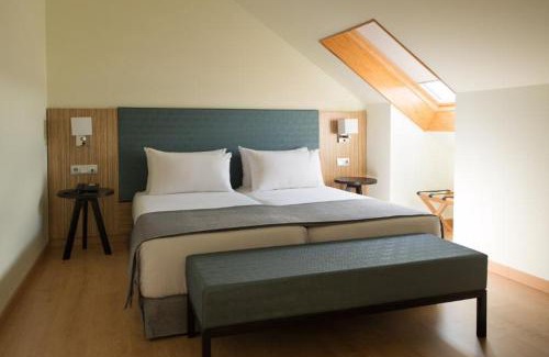 O Grove Hotel | Oceanfront Pousada A Lanzada: Rated 8.7/10, Family Friendly