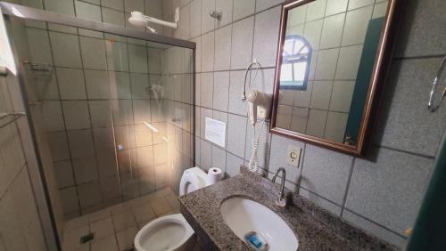 Canasvieiras Hotel | Cozy Pousada Abaeté: Ocean View & Pool for Families