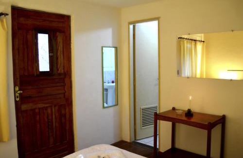Sao Roque Hotel | Cozy Pousada Santuário Acalanto: Oceanfront Escape