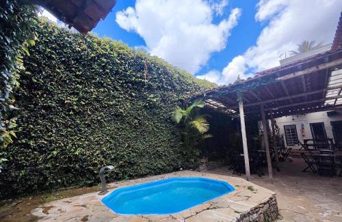 Diamantina Bed & Breakfast | Pet-Friendly Pousada Acayaca with Pool & Breakfast Awaits
