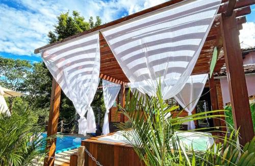 Pirenopolis Hotel | Pet-Friendly Retreat with Ocean View & Spa at Aconchego