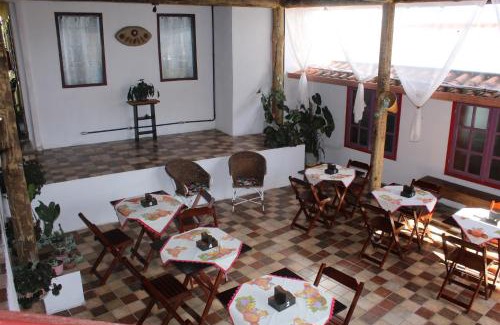 Lavras Novas Bed & Breakfast | Relax at Pousada Aconchego da Valdirene with Pool & Hot Tub