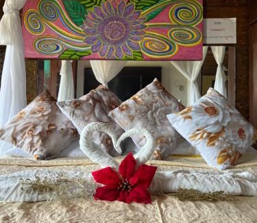 Olinda Historical Center Hotel | Cozy Pousada Alto Astral: Oceanfront & Pet-Friendly Retreat