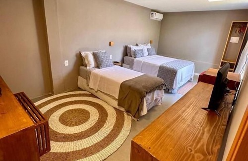 Vila da Trinta Hotel | Unmatched Stay at Pousada Alto Mar with Spa & Family Fun