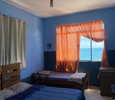 Barra de Guaratiba Hotel | Pet-Friendly Pousada Alto da Prainha with Oceanfront Views