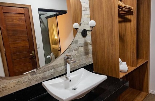 Vila da Trinta Hotel | Experience Bliss at Pousada Amar Noronha with Ocean Views
