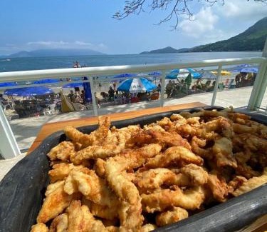 Ibicui Hotel | Discover Oceanfront Relaxation at Pousada e Restaurante J L