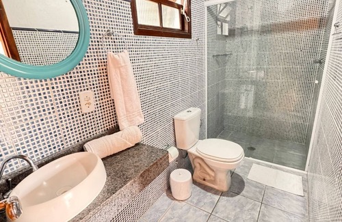 Vila Telma Hotel | Discover Pousada Araucária Suítes: Guest Rated 9.8/10