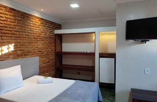 Itaunas Hotel | Inviting Pousada Askalon: Pool, Breakfast & Family-Friendly