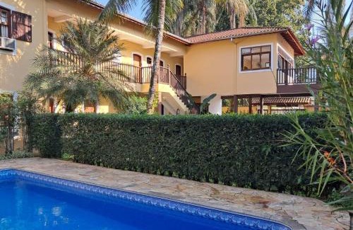 Portal das Artes House | Pet-Friendly Pousada Astro Rei with Pool & Breakfast