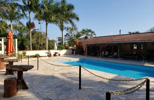 Icapara Hotel | Pet-Friendly Pousada Atelier Aly da Costa with Pool & Breakfast