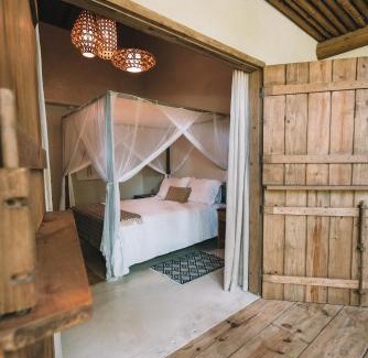Caraiva House | Discover Awêry Caraíva: Family-Friendly Stay with Pool