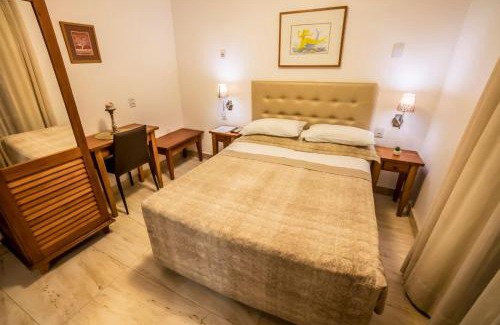 Santo Antonio Hotel | Family-Friendly Pousada Bahia Pelô with Inviting Hot Tub